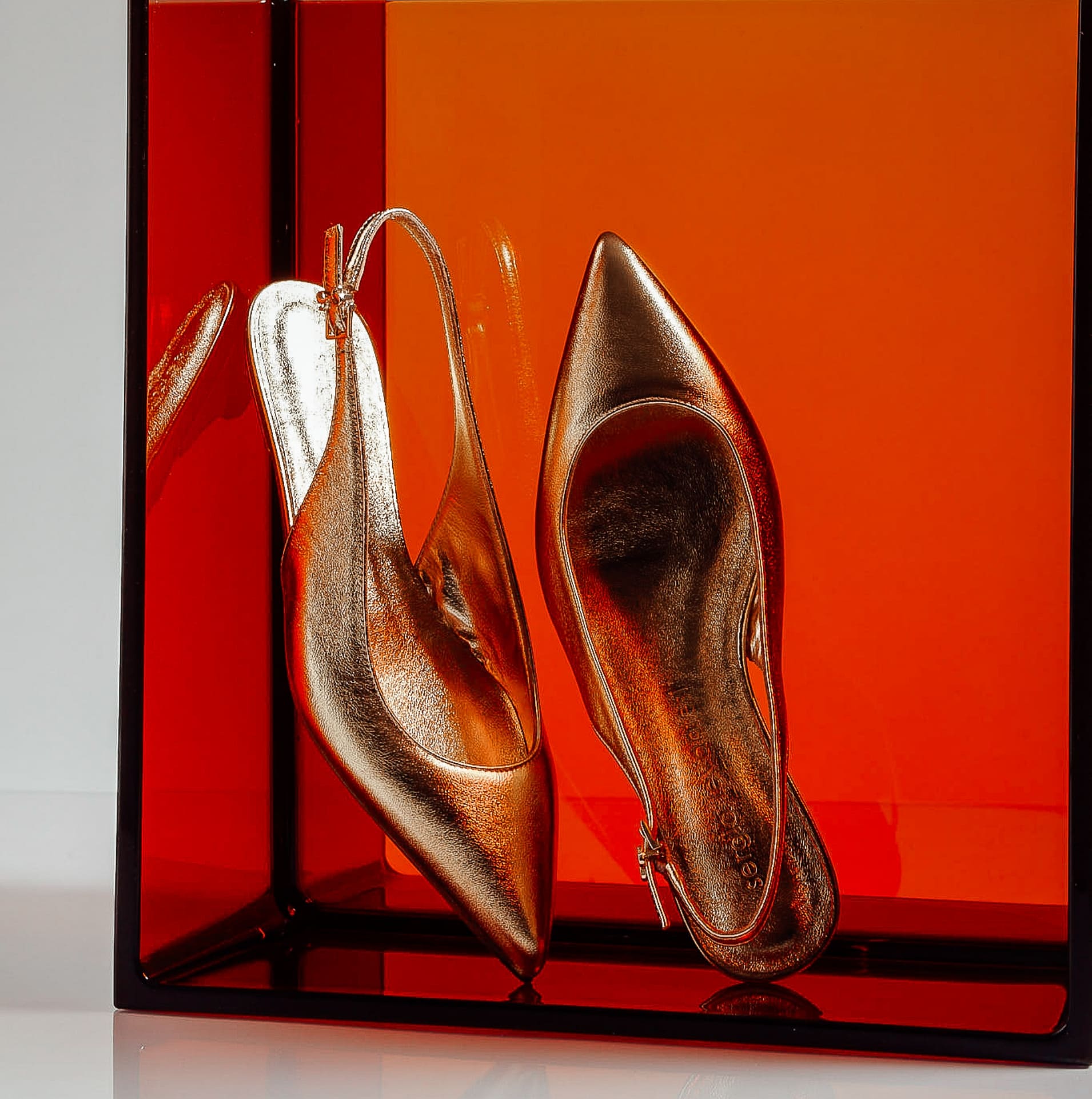 サンダル・ミュール SERGIO LEVANTESI SS25 Heeled shoes (ELSA 5 CALF NOCCIOLA) Sergio Levantesi Shoes - Official Store